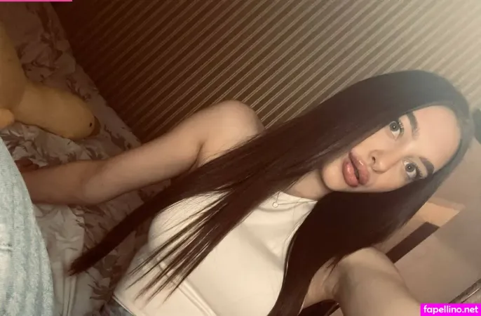 Innocent Mila OnlyFans Thumbnail #49BmhwNxgT
