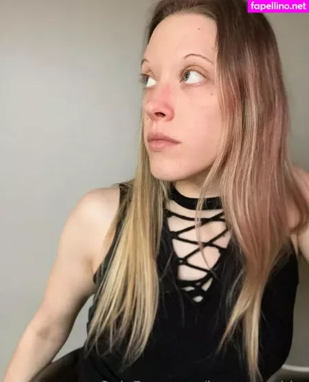 Innocentabby OnlyFans Thumbnail #gbpiH7SQji