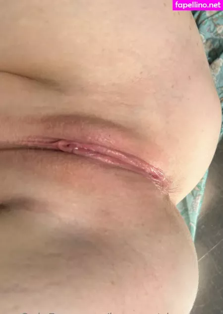 Innocentdreamsxo OnlyFans Thumbnail #AJBxUl2Uey