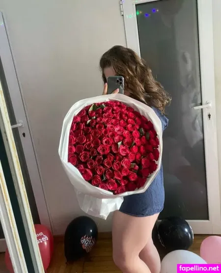 Innocentprincessnatalie OnlyFans Thumbnail #GD7ViDmh39