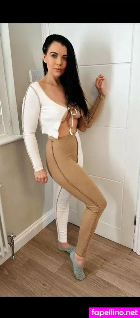 Innocentsamx OnlyFans Thumbnail #lkO3ttnSbx