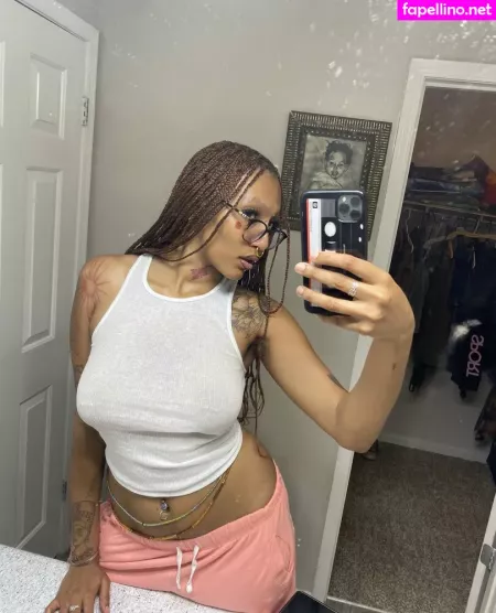 Insan3gal OnlyFans Thumbnail #W5xqLwzOyv