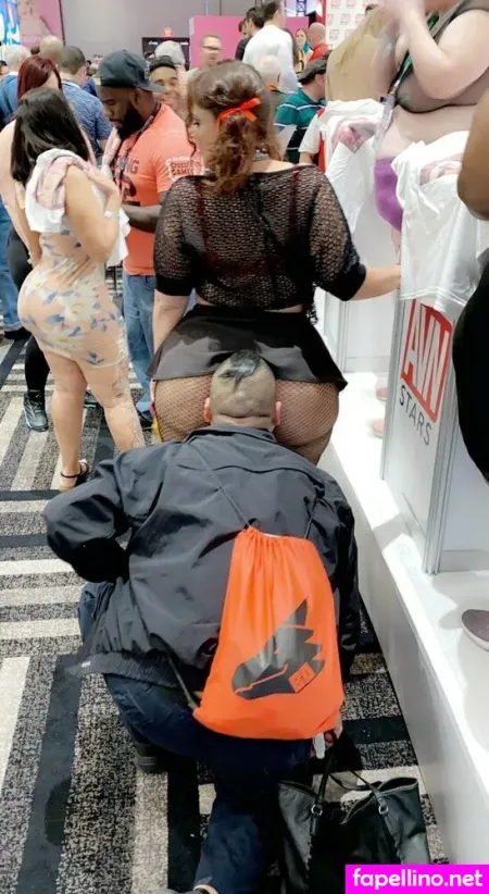 Insanewonka OnlyFans Thumbnail #0IwaVz79Zd