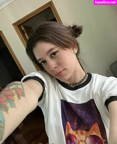 Insatiatemiles OnlyFans Thumbnail #RU1MEKIxg1