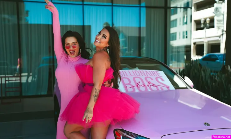 Insideonlyfanspod OnlyFans Thumbnail #Q1serCO5xB