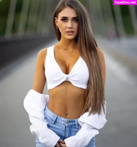 Instabella OnlyFans Thumbnail #9nZmMB6Exm