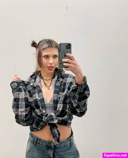 Interestingkira OnlyFans Thumbnail #vdQZyr1EZs