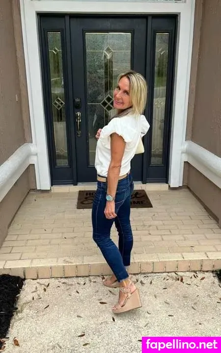 Internaldrive Dianne OnlyFans Thumbnail #M4Lf8foNbk