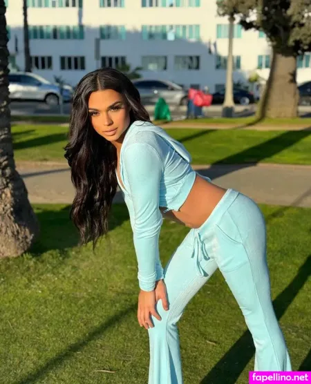 Internetprincesslilly OnlyFans Thumbnail #R6IstSHBzN