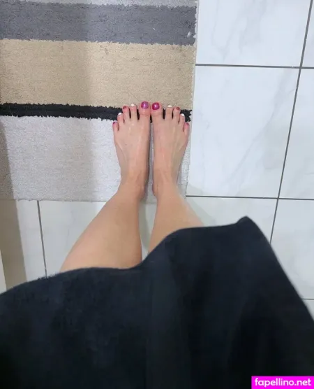 Internwithbenefits OnlyFans Thumbnail #BxL8QLR3VG