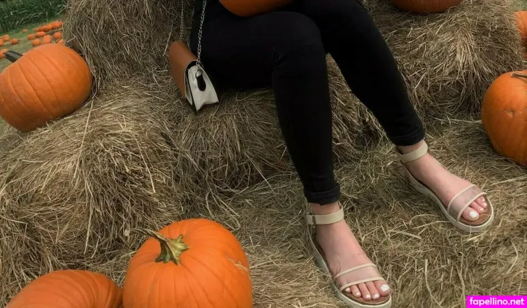 Internwithbenefits OnlyFans Thumbnail #COsXFnNp42