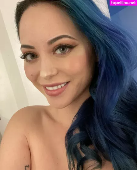 Intotheevening OnlyFans Thumbnail #SbeK4u8Bsn