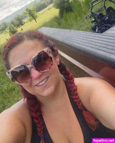 Intriguedmommafree OnlyFans Thumbnail #VObeSKaxSc