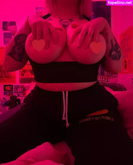 Inztantcrush OnlyFans Thumbnail #L9M2p0obud