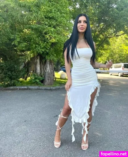 Ioanagabriela2 OnlyFans Thumbnail #IAAuCStEih