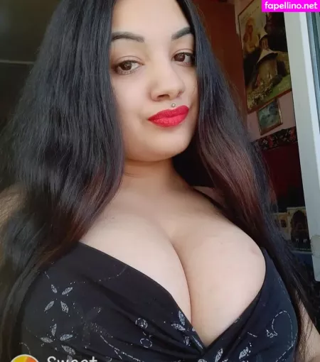 Ionela Madalina OnlyFans Thumbnail #Cw3G6MRb1K