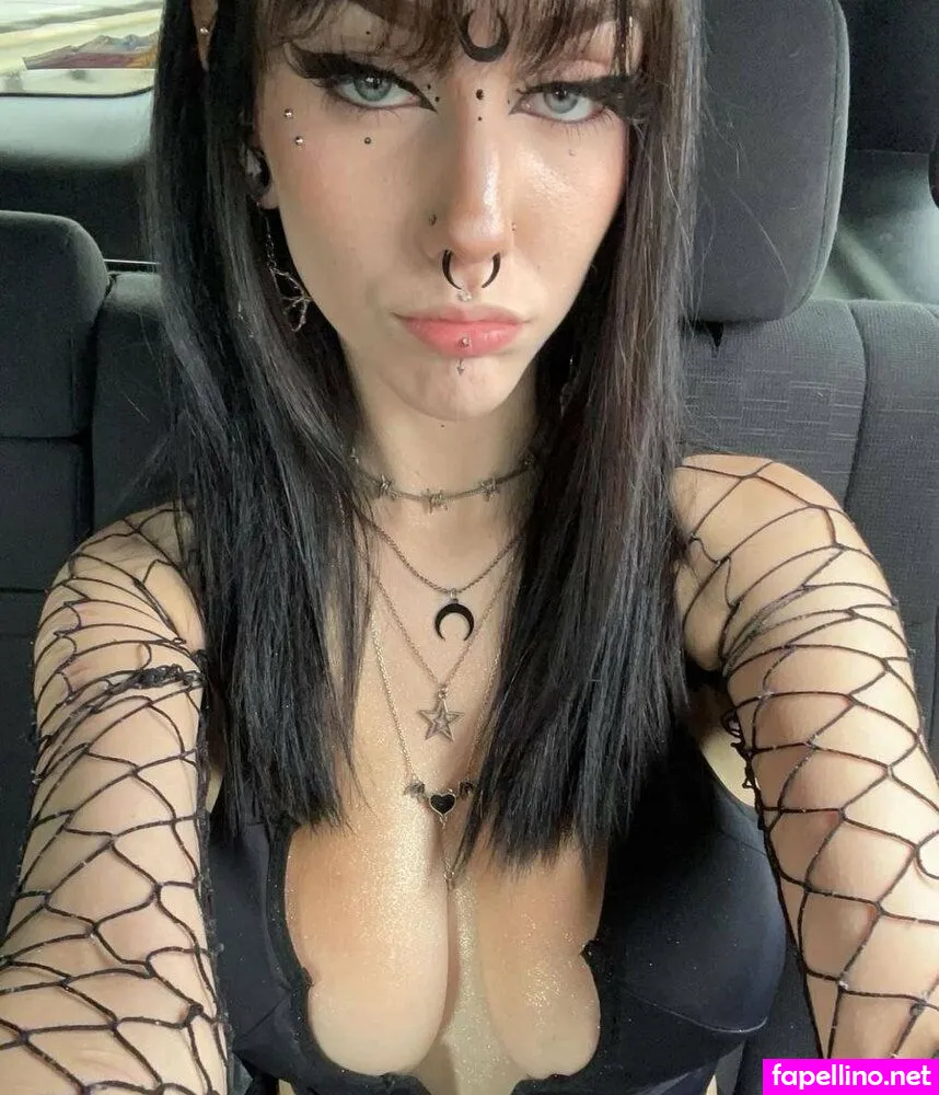 ipukeglitter._, ipukeglitter420, kaitlin perez Nude Leaked OnlyFans Photo #ye54Ys49eM