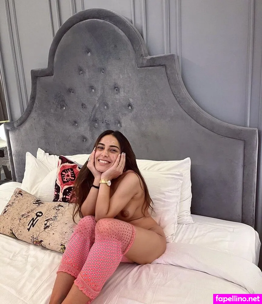 Iqra Aziz, iiqraaziz Nude Leaked OnlyFans Photo #e0tqEYLLLy