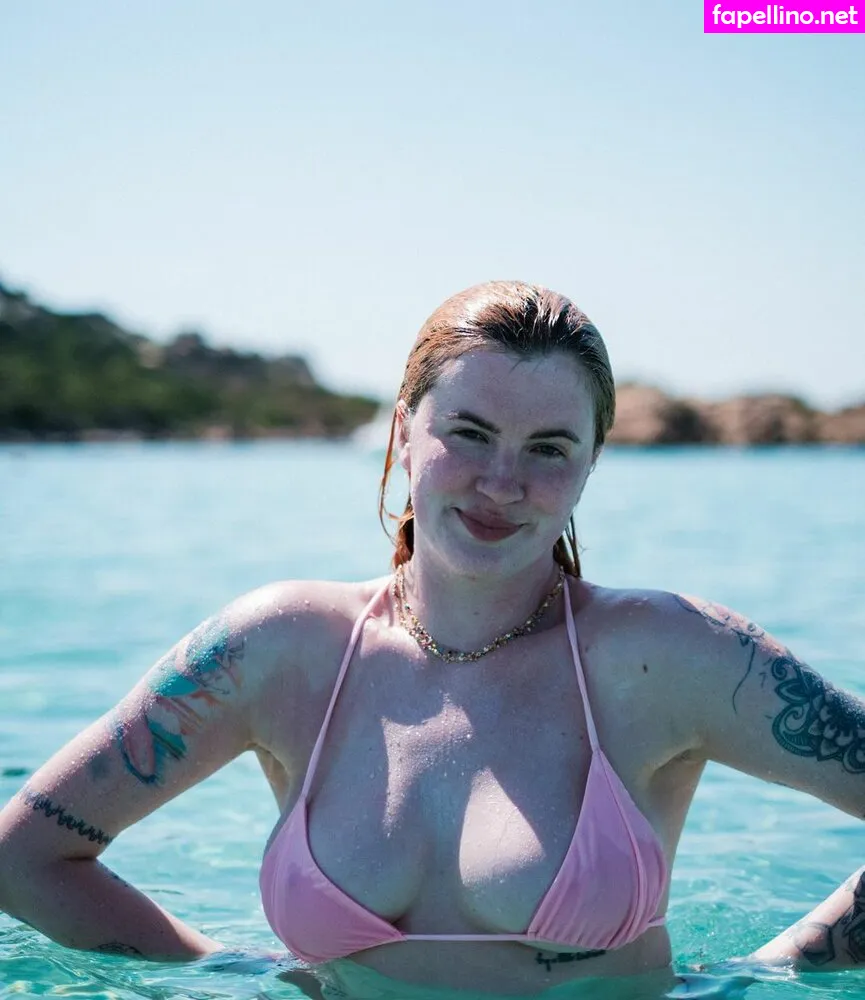 chloebaldwin..., irelandirelandireland Nude Leaked OnlyFans Photo #8N8DWPd47y