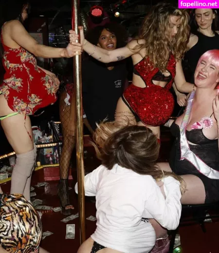 Ireland Baldwin OnlyFans Thumbnail #KNcHSiIrtb