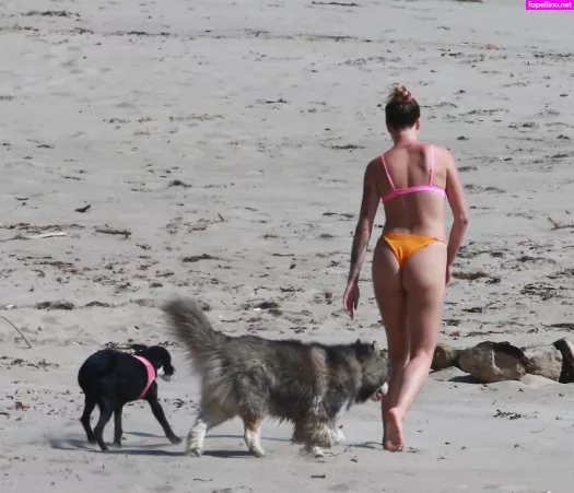 Ireland Baldwin OnlyFans Thumbnail #NKhQD2m2UI