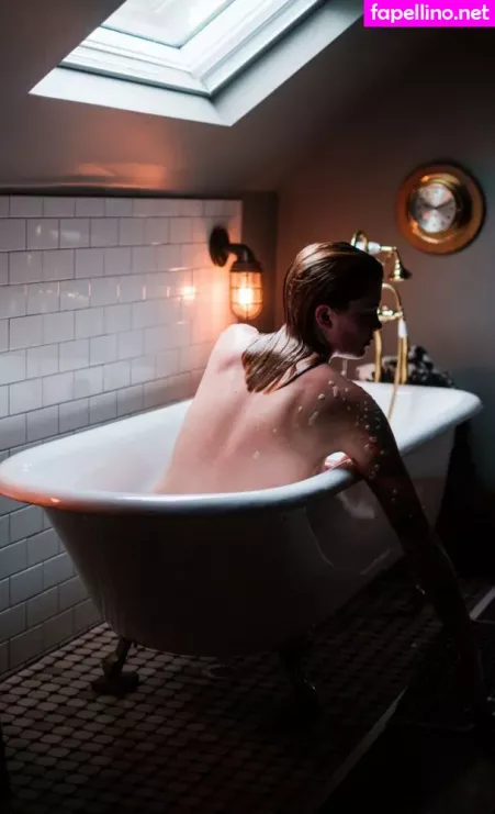Ireland Baldwin OnlyFans Thumbnail #ZOdrIgwGnZ