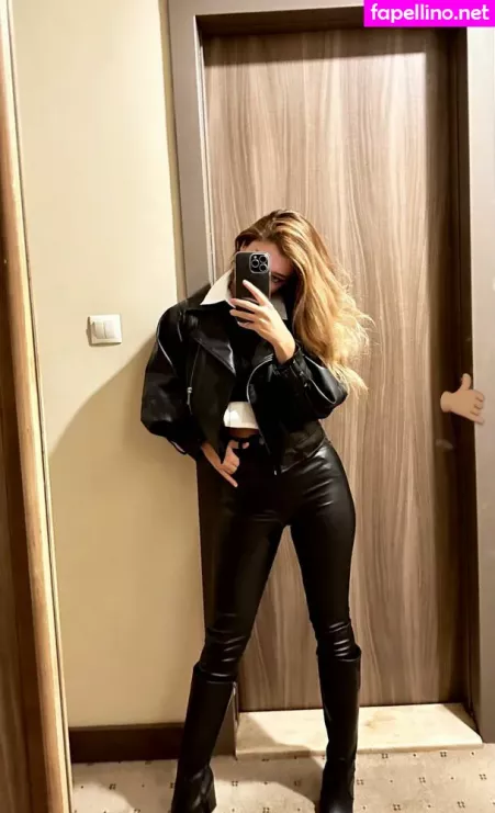 Iremsukamber OnlyFans Thumbnail #y2deBDYUuL