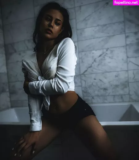 Iren Piontkovskaya OnlyFans Thumbnail #Wec9EFVW75
