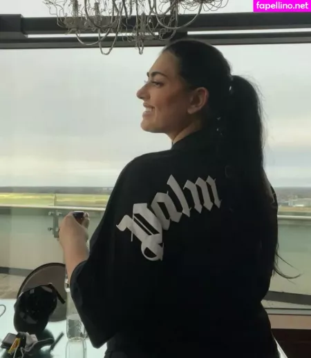 Irena Drezi OnlyFans Thumbnail #ow2dsJq3sV