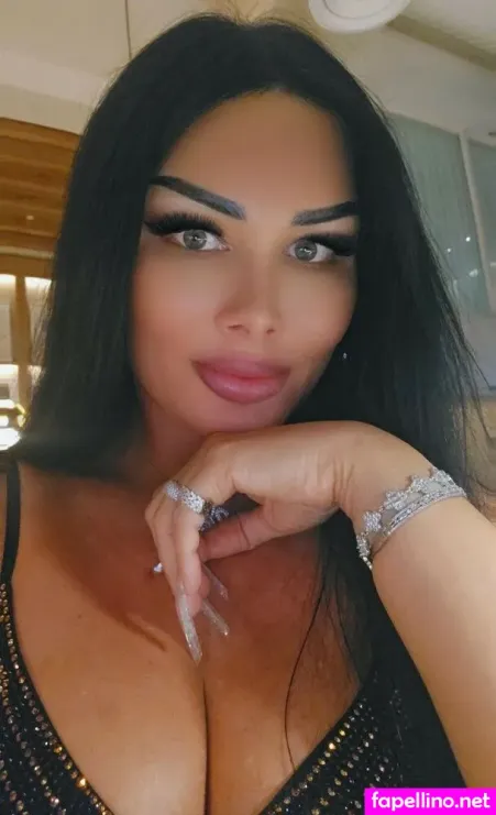 Irena Van OnlyFans Thumbnail #BYTEtSfCzP