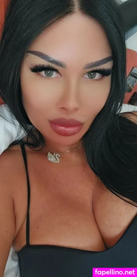 Irena Van OnlyFans Thumbnail #c8ojietZYU