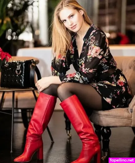 Irene Cioni OnlyFans Thumbnail #S3EwPYaslV