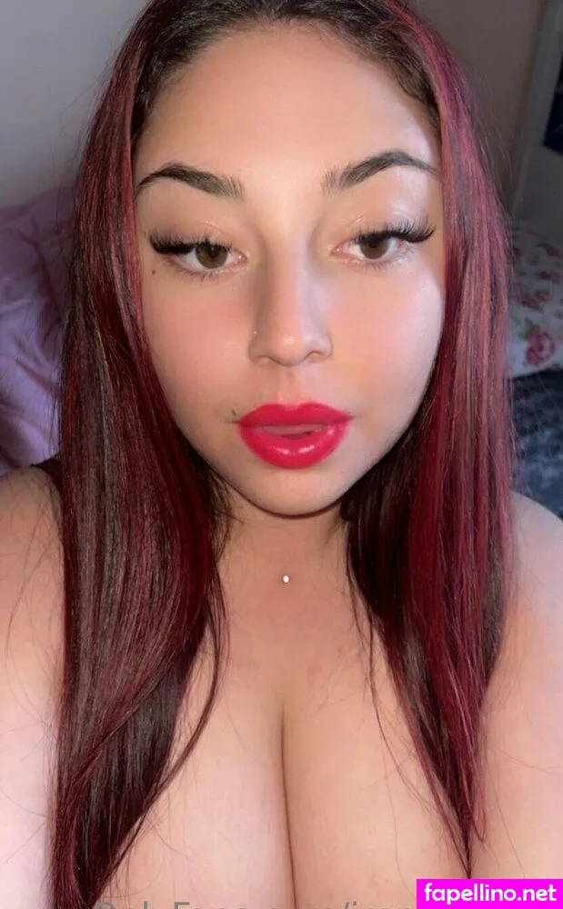 irenuccia02, irenucciaire Nude Leaked OnlyFans Photo #2aMs0gBlqr