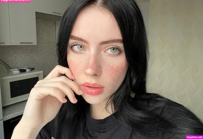 Irina Minkina OnlyFans Thumbnail #fGdBUVjIT3
