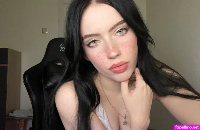 Irina Minkina OnlyFans Thumbnail #lbhKWNAAvk