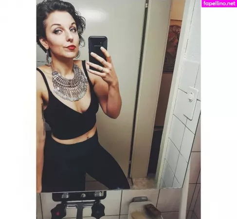 Irina Mirella OnlyFans Thumbnail #683KNey6bT