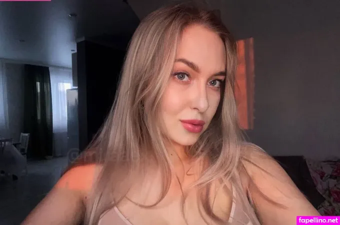 Irinaaarun OnlyFans Thumbnail #5oWBoR0BeR