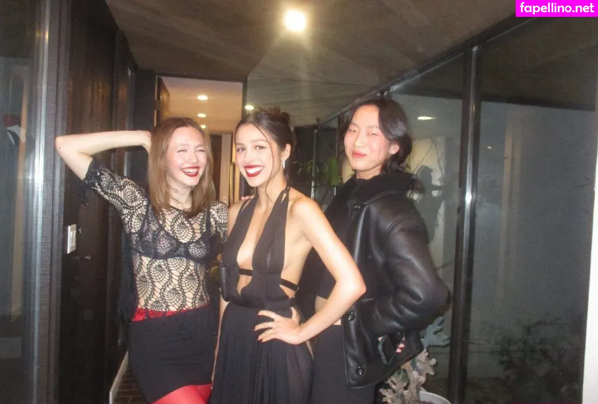 irisapatow Nude Leaked OnlyFans Photo #1eaeywY9b6