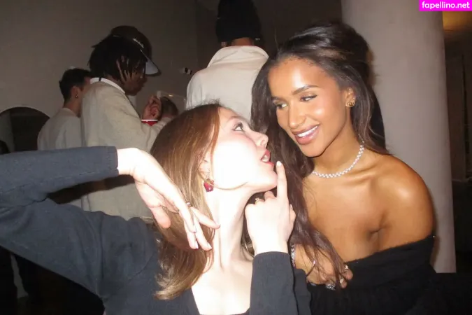 Iris Apatow 1 OnlyFans Thumbnail #BXMRvZyDef