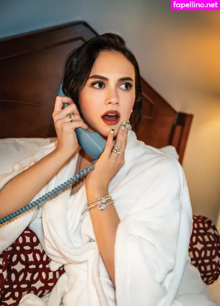 Iris Apatow 1 OnlyFans Thumbnail #DntcGrapsn