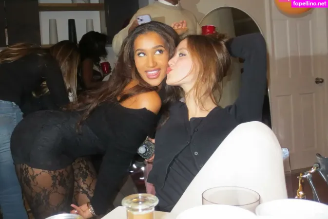 Iris Apatow 1 OnlyFans Thumbnail #J0KcY1d2mf