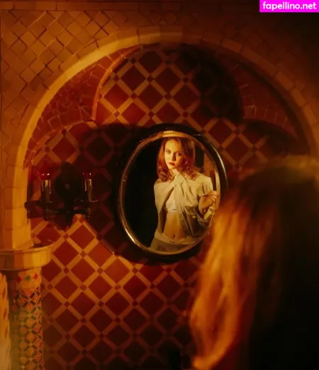 Iris Apatow 1 OnlyFans Thumbnail #J7OCa469Tn