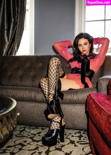 Iris Apatow 1 OnlyFans Thumbnail #WTB0Qlx6Qh