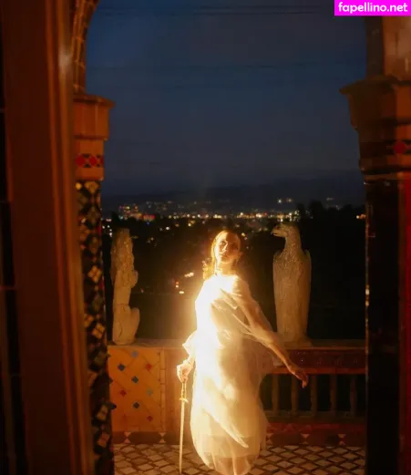 Iris Apatow 1 OnlyFans Thumbnail #jxci7mWSTx