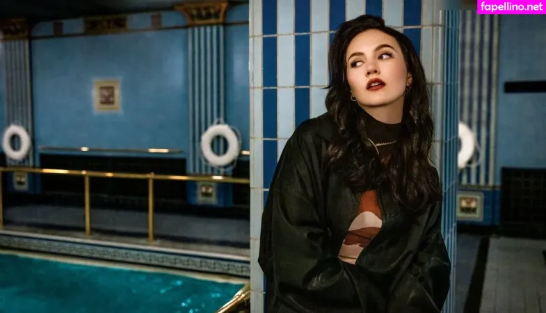 Iris Apatow 1 OnlyFans Thumbnail #nUZfaZJBf8