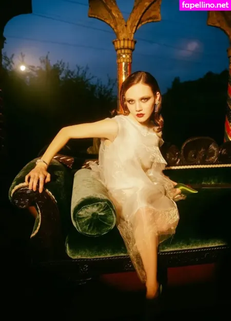 Iris Apatow 1 OnlyFans Thumbnail #nfYH8QcujS