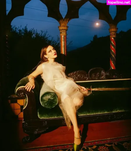 Iris Apatow 1 OnlyFans Thumbnail #vM3SqZR8Zv