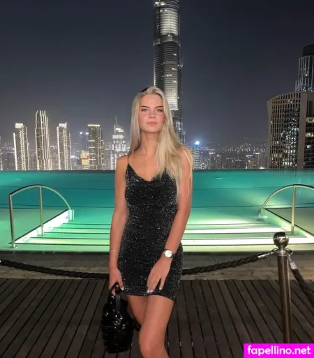 Iris Elzerman OnlyFans Thumbnail #yhGJFf0Gd8