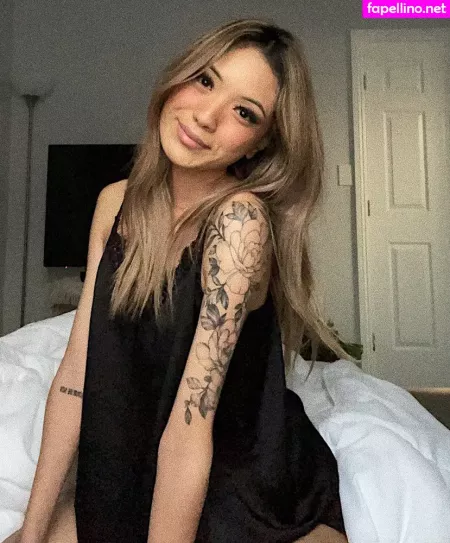 Iris Haw OnlyFans Thumbnail #1qTKuaaGTx