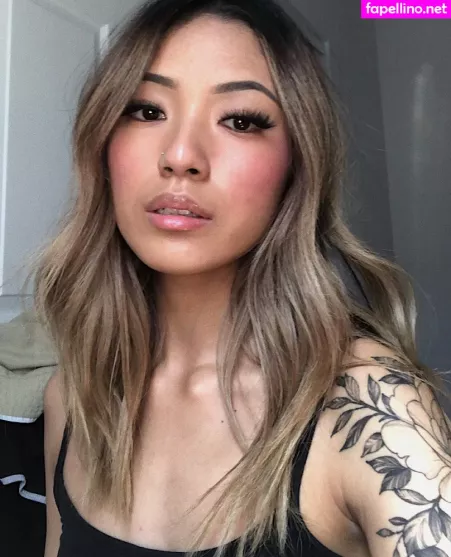 Iris Haw OnlyFans Thumbnail #3a9oG2qT6v